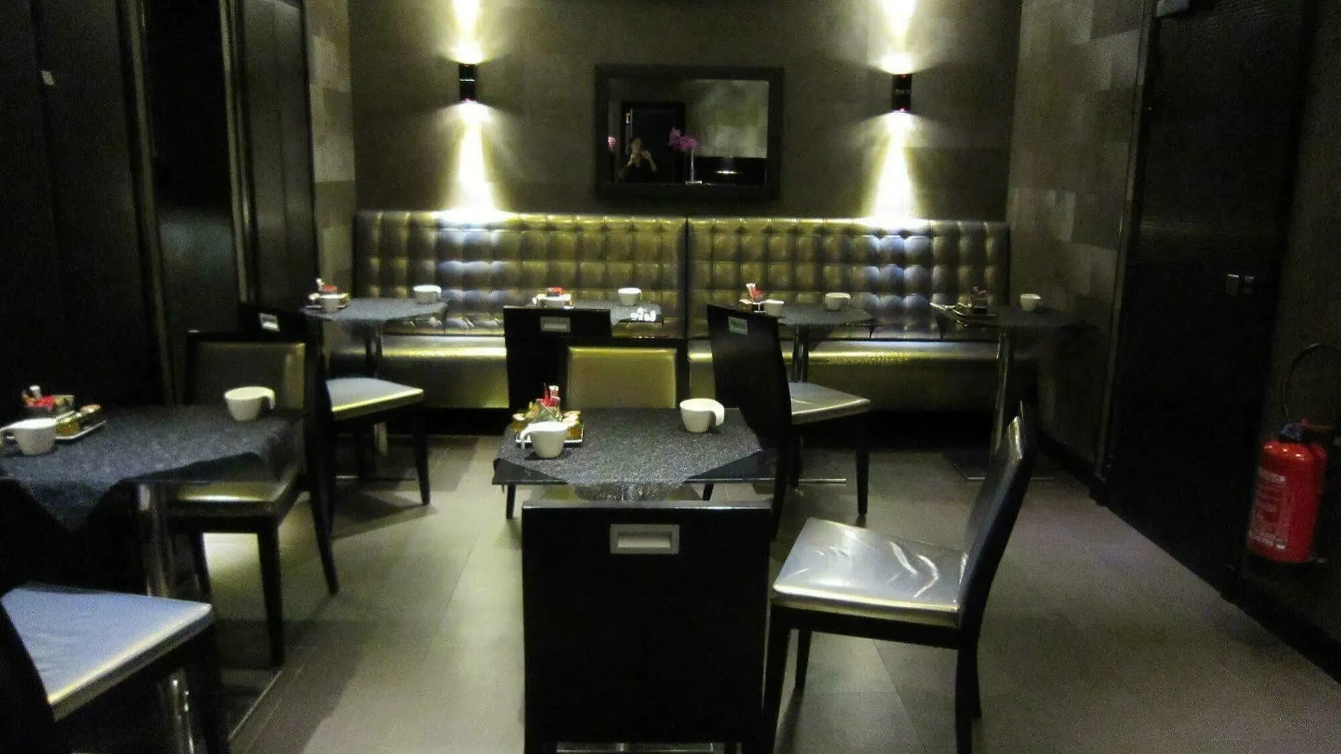 L'Adresse Hotel Paris